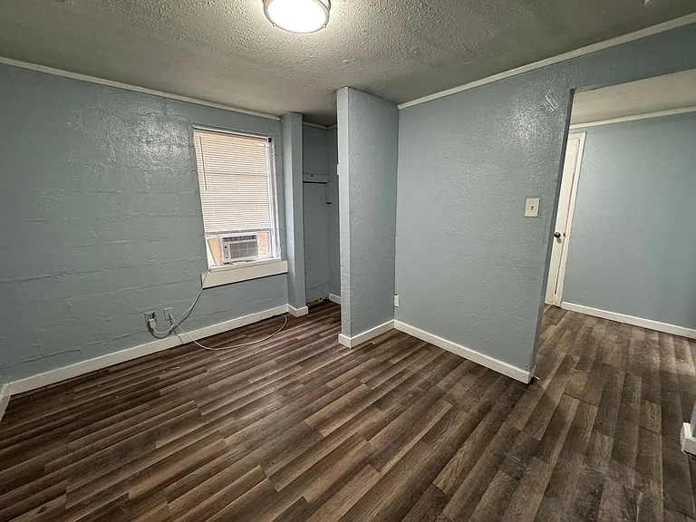 704 NW Alma Ave #101 — Photo 7