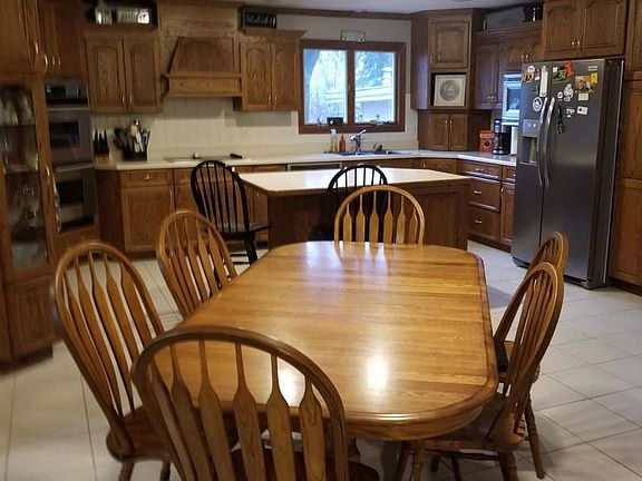 4th image of 501 W Margaret Dr