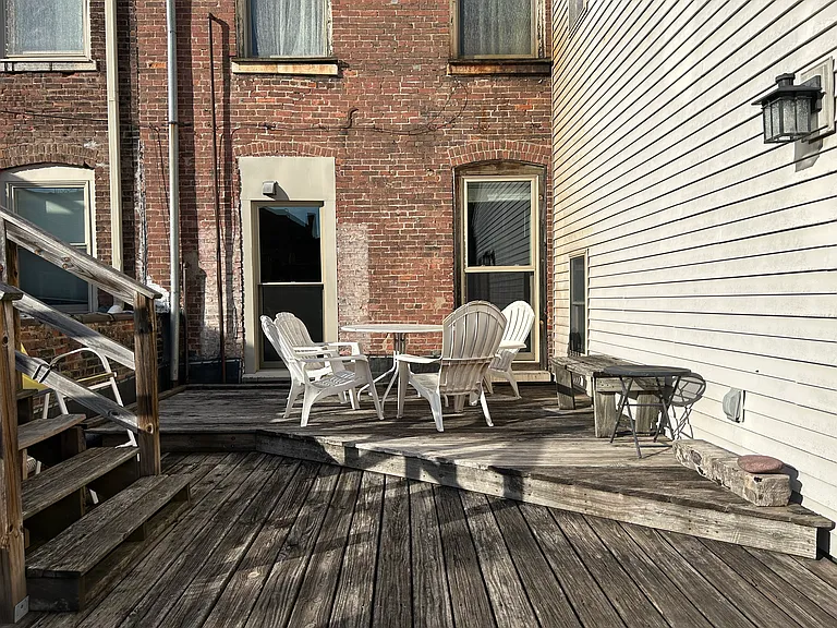 677 Wabash Ave #201 — Photo 8