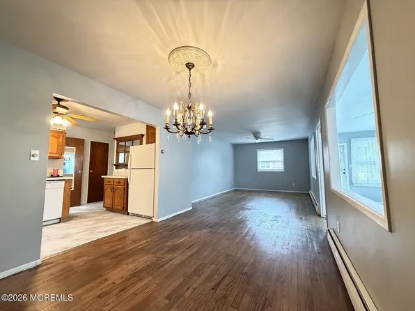 4 A Cypress Street, Toms River, NJ 08757