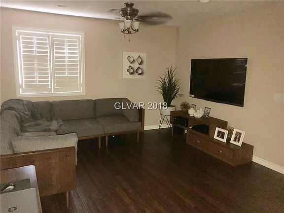 4th image of 10821 Merrimack Ave