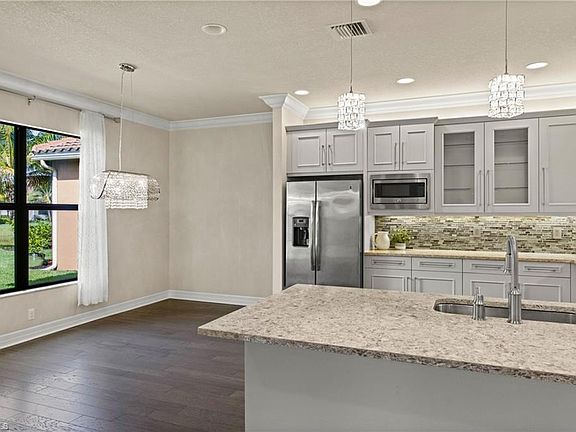 5th image of 13508 Mandarin Cir