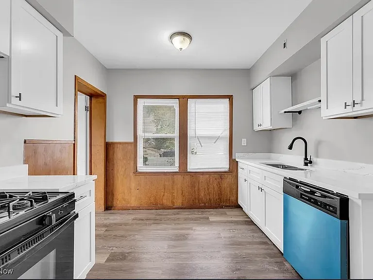 18715 Mohawk Ave #2 — Photo 6