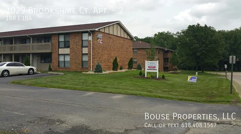 1029 Brookshire Ct #2 — Photo 1
