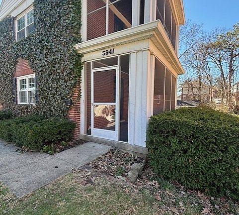 2nd image of 5941 Beacraft Ave
