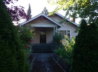 4664 Sunnyside Ave N, Seattle, WA 98103