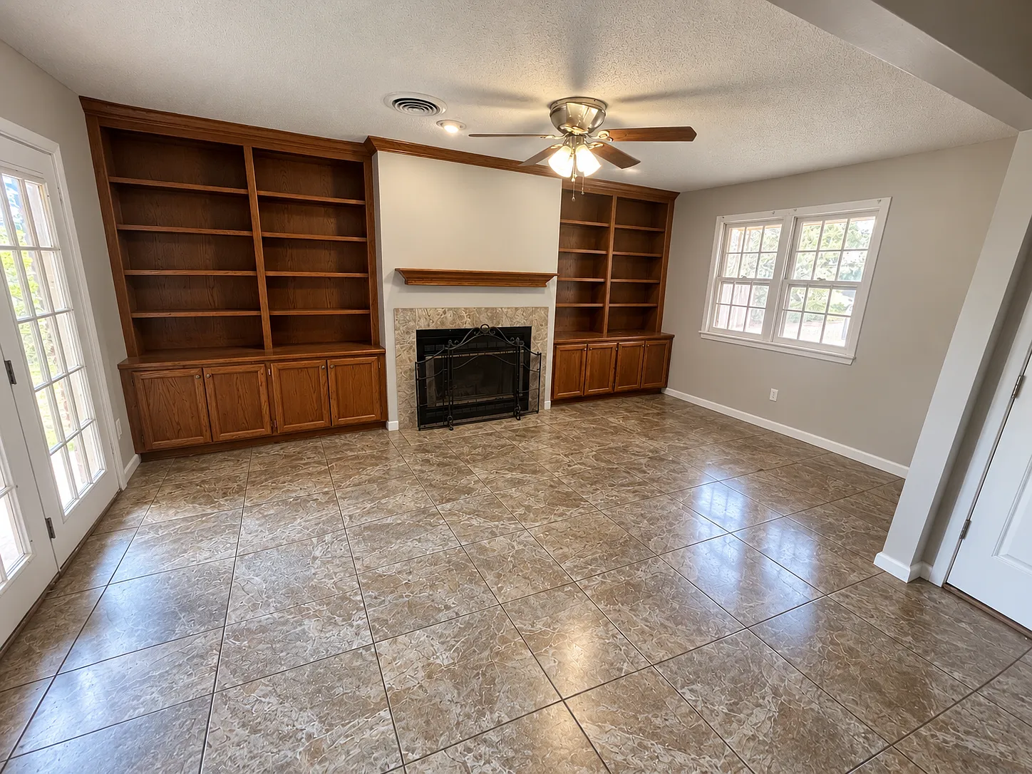 3 bed, 1614 sqft, $1,700 — Photo 3