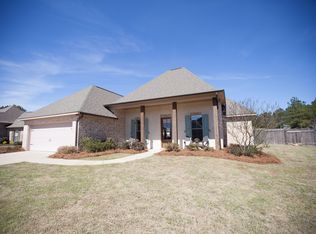 213 Fieldstone Ln, Madison, MS 39110