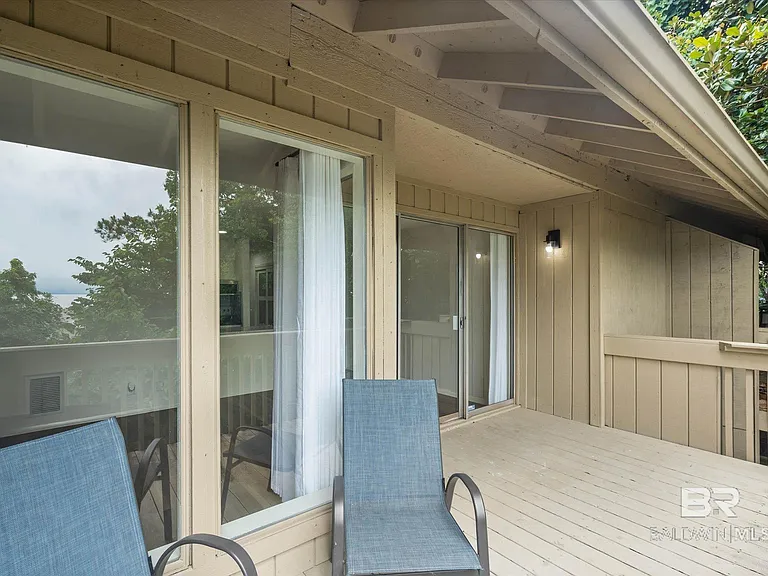 2024 Sea Cliff Dr N #2024 — Photo 21