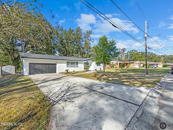 3rd image of 7031 MT VERNON Circle