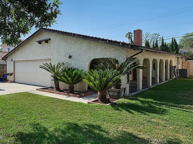 3912 Blanche St — Photo 1