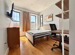 375 Vernon Ave #4-220, Brooklyn, NY 11206