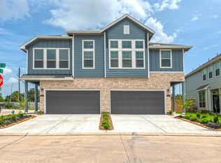 227 Garrison Dr, Houston, TX 77009