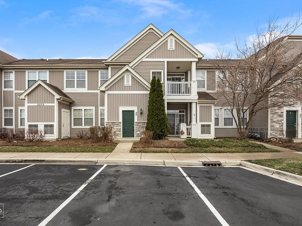 2275 Aurora Dr #25