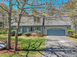 187 Flintrock Rd, Barnstable, MA 02630