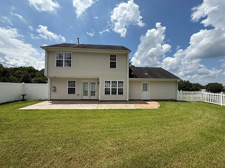 2403 Mid Salem Dr — Photo 20