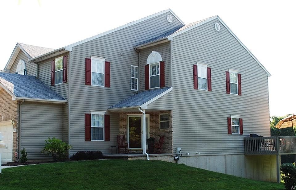 1st image of 2118 Braken Ave