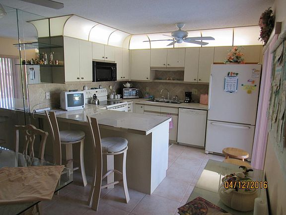 5th image of 5925 SE Windsong Ln #844