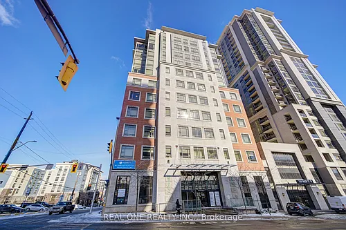 150 Main St W Photo 1