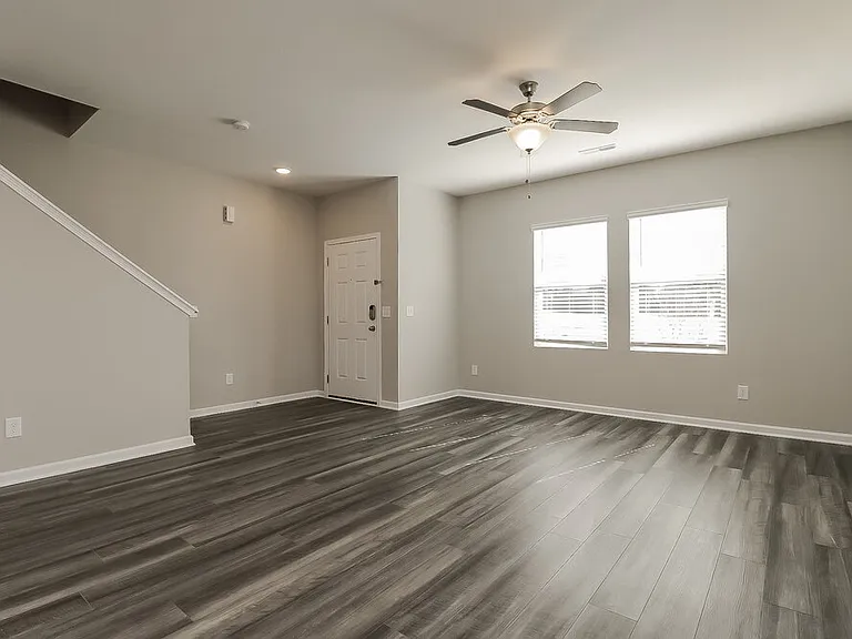 548 Wendell Falls Pkwy — Photo 5