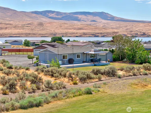 403 Summer Place SW, Mattawa, WA 99349