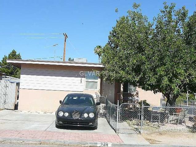 1st image of 249 Cervantes St