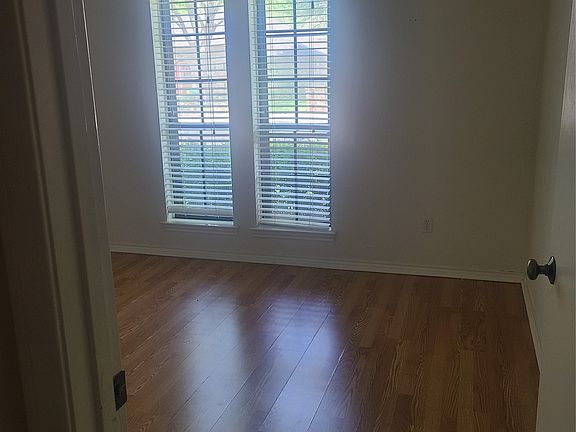 5th image of 7113 Pleasant View Dr