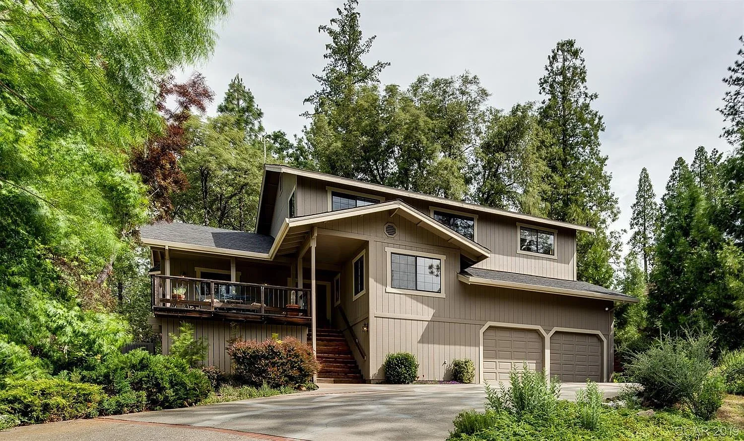 1010 Forest Meadows Dr photo 1