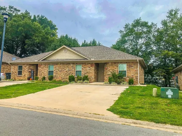 702 Supreme Ct #702, Jacksonville, AR 72076
