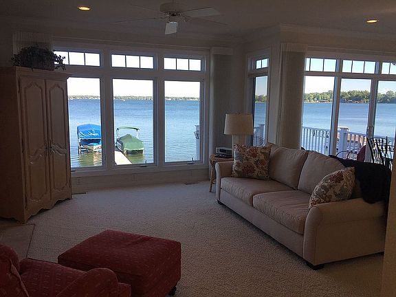 4th image of 2516 E Shore Dr