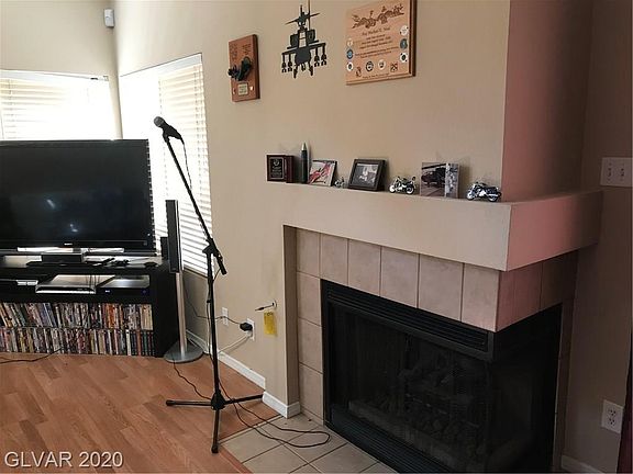5th image of 1711 Steamboat Dr