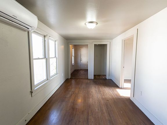 3rd image of 1149 N McKinley Ave APT B