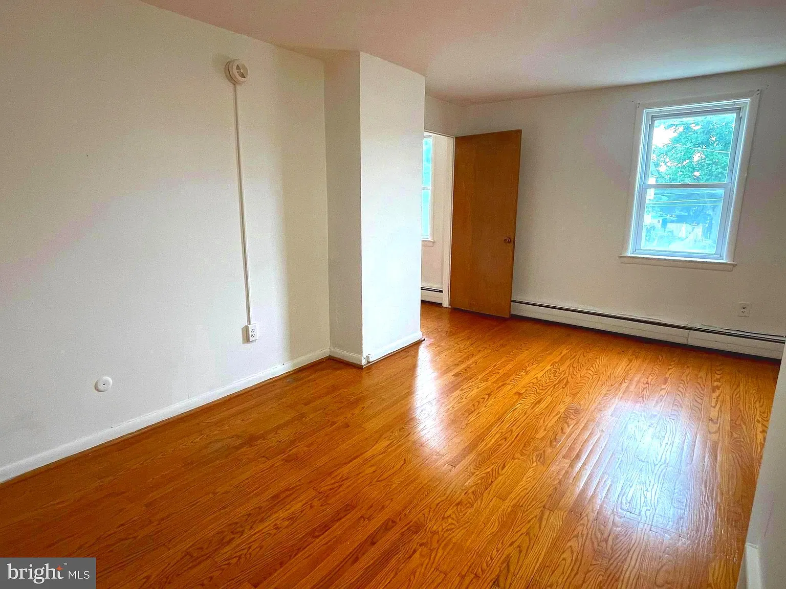 1 bed, 1.0 bath, 600 sqft, $1,100 — Photo 3