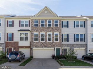 42254 Dean Chapel Sq, Chantilly, VA 20152