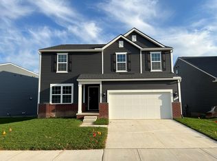 6138 Fieldstone Cir, South Lyon, MI 48178