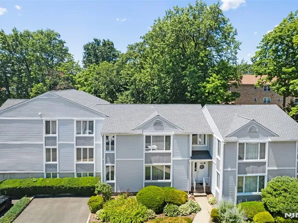 2 Grand Ave #3, Hawthorne, NJ 07506