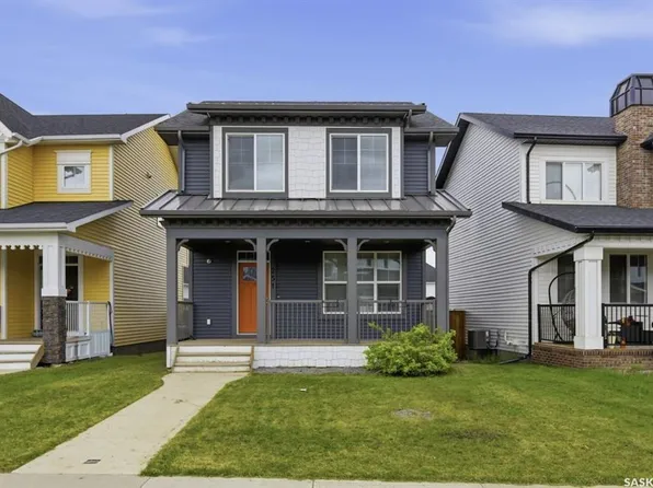 251 Newton LINK, Saskatoon, SK S7V 0M8