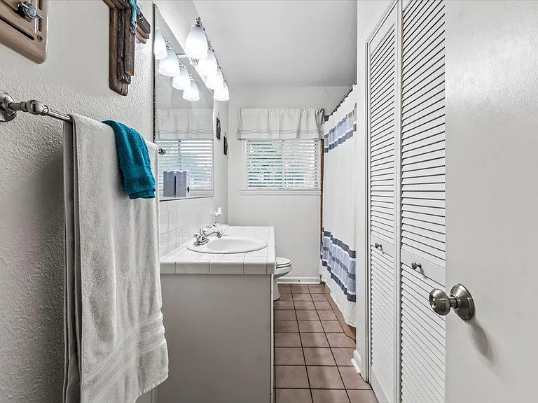 10035 Devonshire Dr — Photo 13