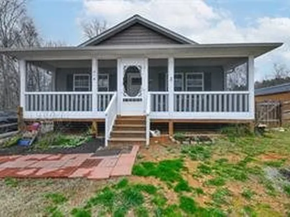 218 Lake Dr #10, Lexington, NC 27295