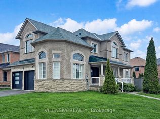 2 Eminence Rd, Vaughan, ON L4K5G2