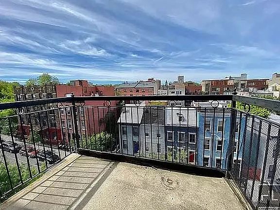 5th image of 257 15th St APT 501