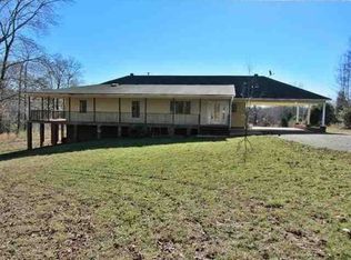 1220 Crossland Rd, Clover, SC 29710