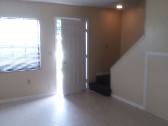 4th image of 1411 NE 17th Ave