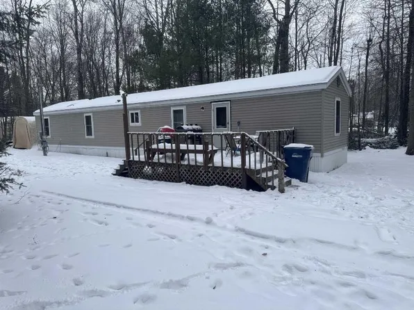 2810 Ashcroft Dr, Lake, MI 48632