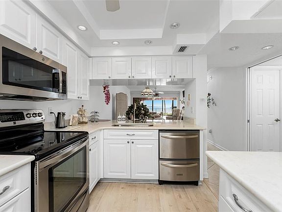 5th image of 1551 Beach Rd Unit 204