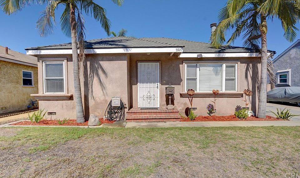 1st image of 5921 Dunrobin Ave