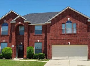 407 Kingfisher Ln, Arlington, TX 76002