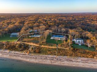 20 Hedges Banks Dr, East Hampton, NY 11937