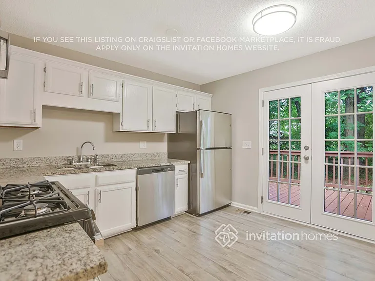 5757 Plantation Ct — Photo 8