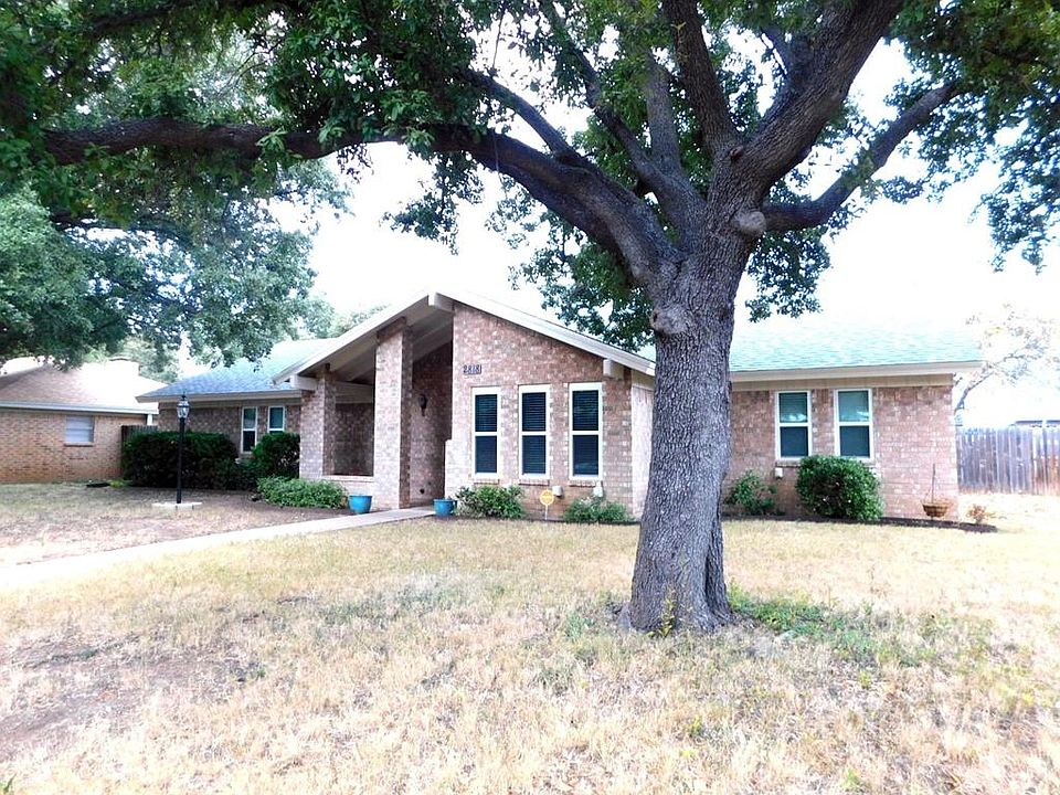 1st image of 2818 Canyon Creek Dr